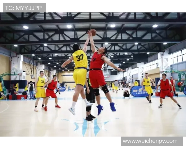 重庆足球队转型之路的真实故事与奋斗历程全景回顾