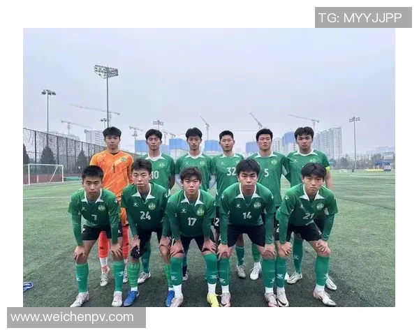 西安足球队以54分稳居锦标赛积分榜首位展现强劲实力